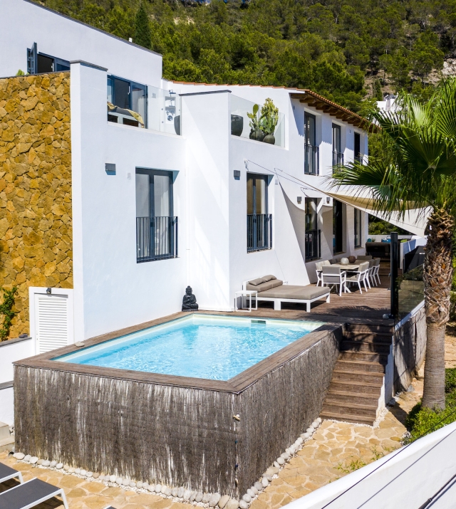Resa Estates Ibiza tourist license santa eulalia te koop house pool 2.jpg